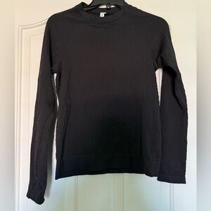 Lululemon Athletica Long Sleeve Black Top Size 4